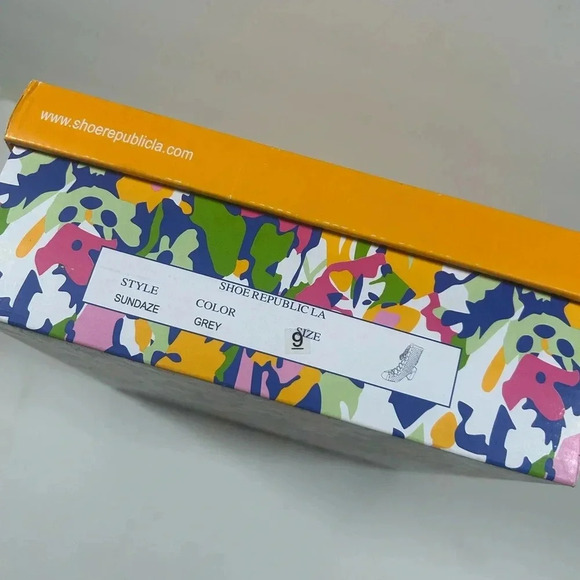 NIB!Shoe Shoe Republic LA-Suede Perforated-Lace UpPeep toe heel booties Size 9 - Picture 12 of 13